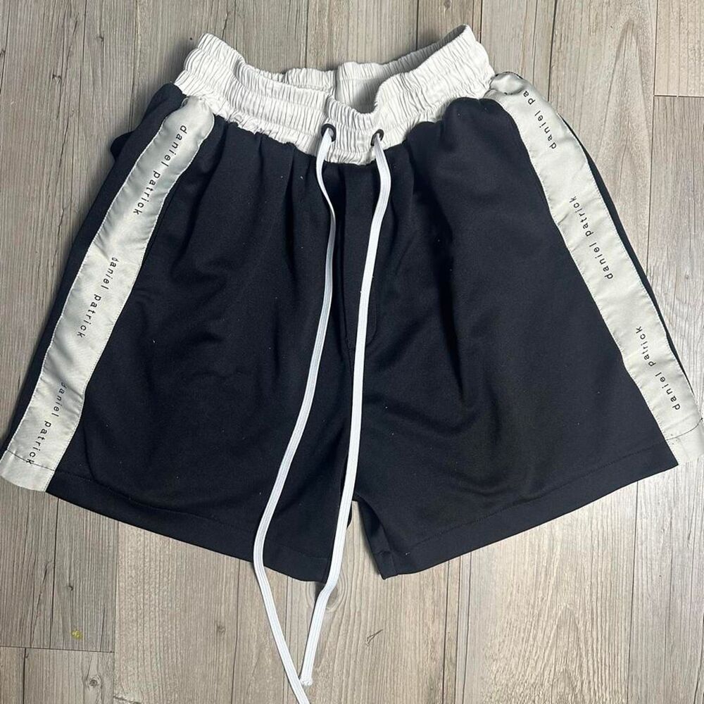 Unbranded Men's Black and Grey Shorts
